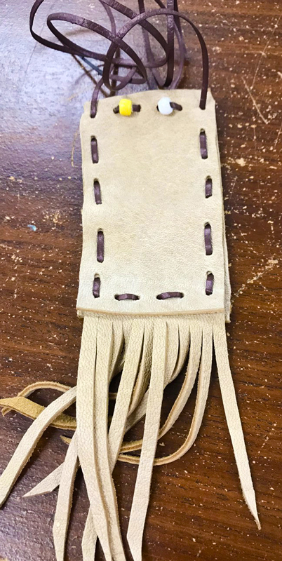 Metis leather pouch workshop 2019